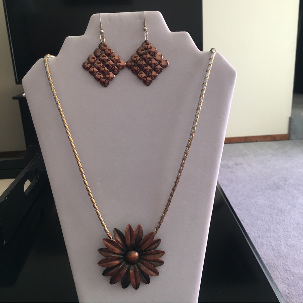 Bolo Tie Necklace & Earrings